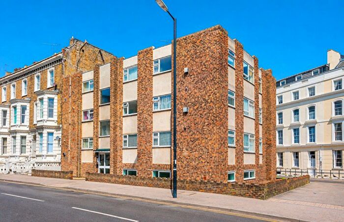 2 Bedroom Flat For Sale In Canterbury Road, Margate, Kent, CT9