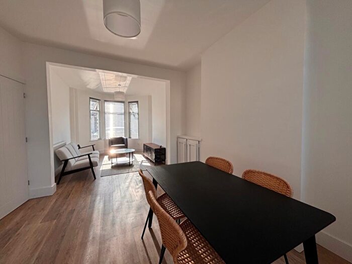 3 Bedroom Terraced House To Rent In Wilson Street, Splott, CF24