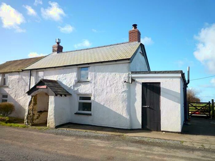 2 Bedroom Cottage To Rent In Bradworthy, Holsworthy, EX22