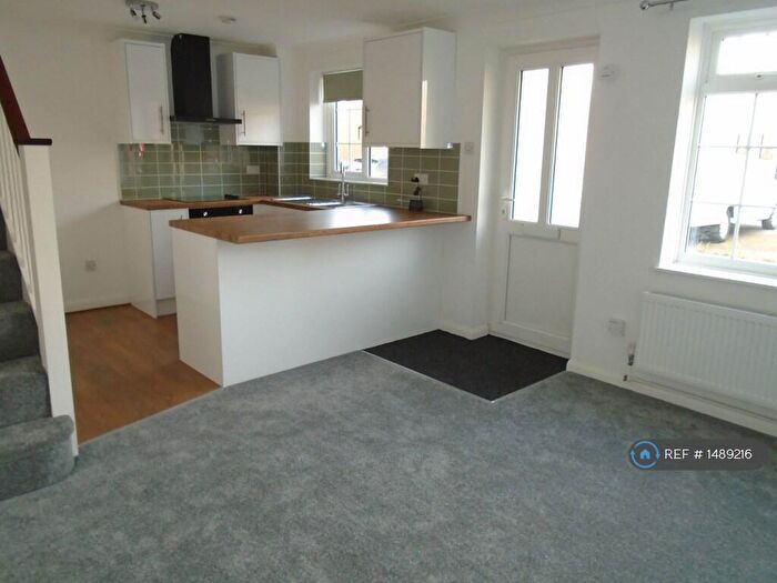 1 Bedroom Terraced House To Rent In Snowdon Close, Eastbourne, BN23