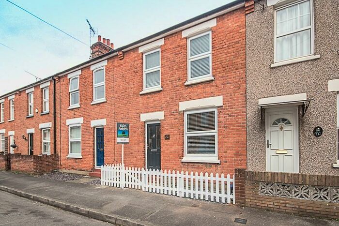 3 Bedroom Terraced House To Rent In North Road Avenue, Brentwood, Essex, CM14