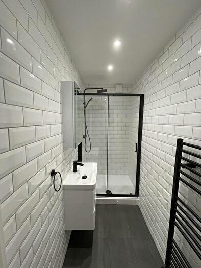 Studio To Rent In Stretton Road, Croydon, Surrey, CR0