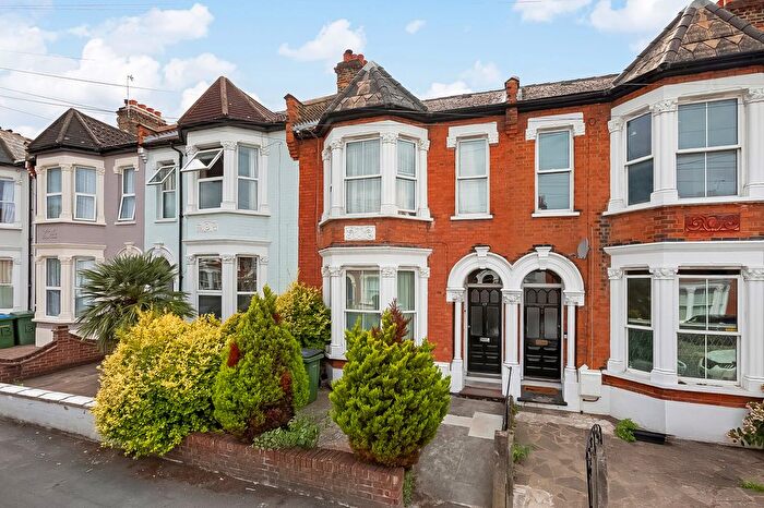3 Bedroom Terraced House For Sale In Kinveachy Gardens, Charlton, SE7