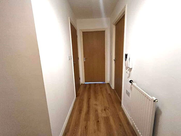 1 Bedroom Flat To Rent In Constantine House, Hayes, Greater London, UB3