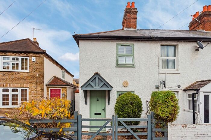 2 Bedroom Cottage For Sale In North Star Lane, Maidenhead, SL6