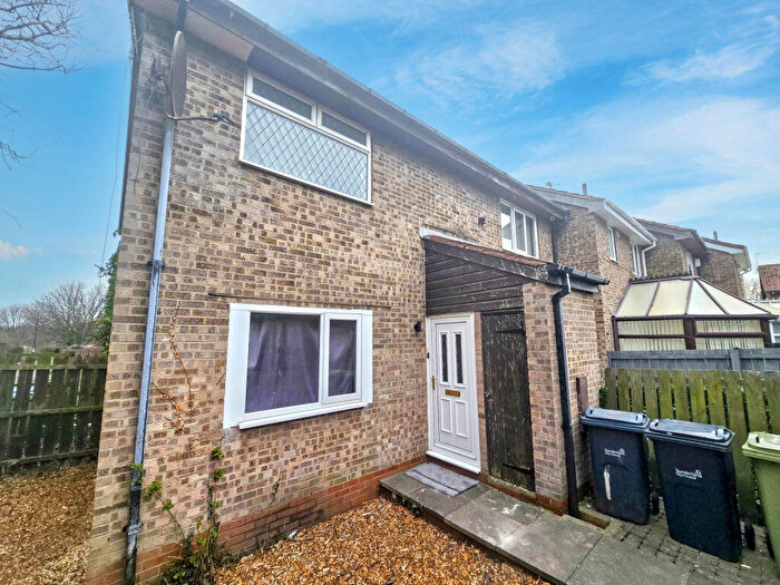 1 Bedroom Flat To Rent In Deerness Road, Sunderland, Tyne And Wear, SR2