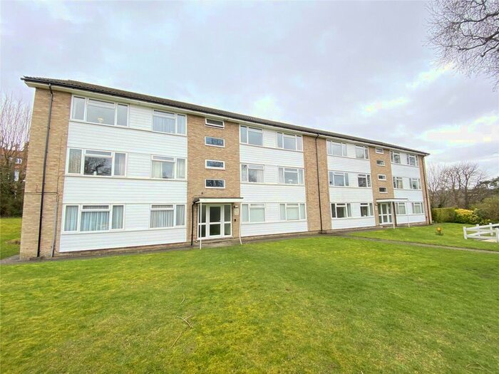 2 Bedroom Flat To Rent In Russett Court, Tupwood Lane, Caterham CR3