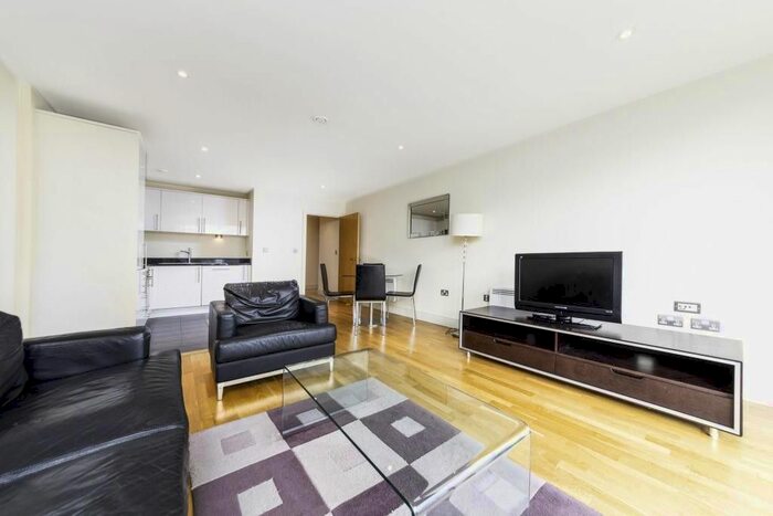 1 Bedroom Terraced House To Rent In London, London, EC2M