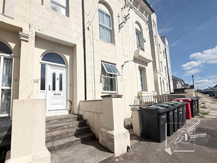 1 Bedroom Flat To Rent In Pier Road, Northfleet, DA11
