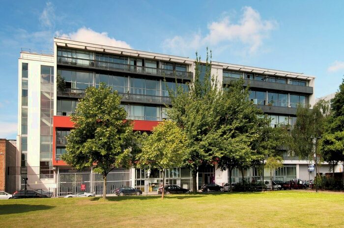 2 Bedroom Flat To Rent In Union Wharf, Wenlock Road, N1