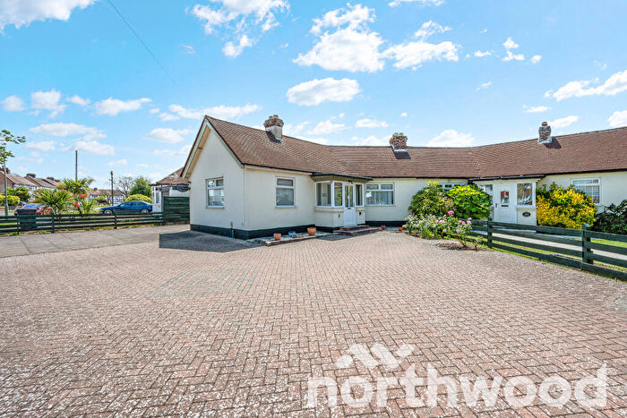 2 Bedroom Semi-Detached Bungalow For Sale In Pams Way, Ewell, Epsom, KT19