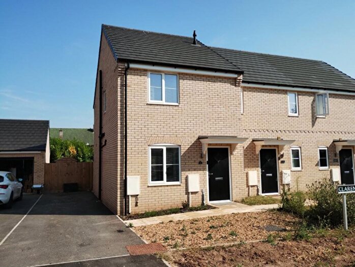 2 Bedroom End Of Terrace House To Rent In Clarence Close, Holbeach, PE12