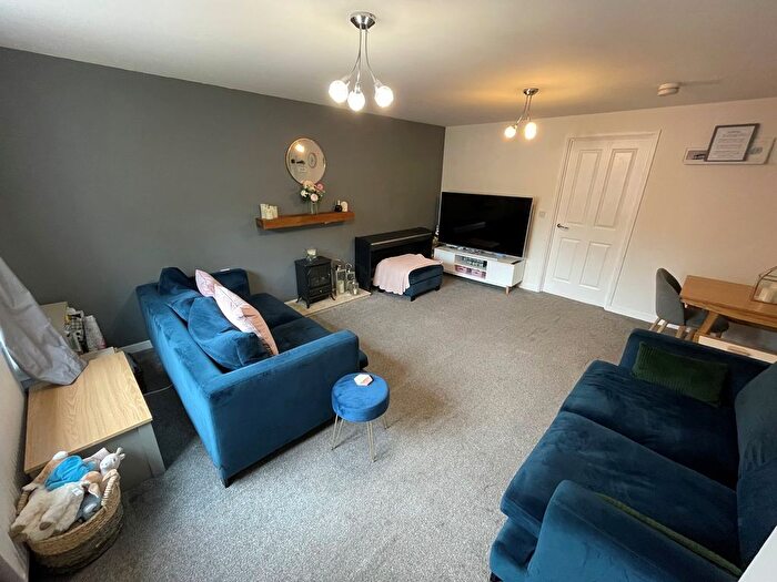 3 Bedroom End Of Terrace House For Sale In Fosse Close, Sapcote, Leicester, LE9
