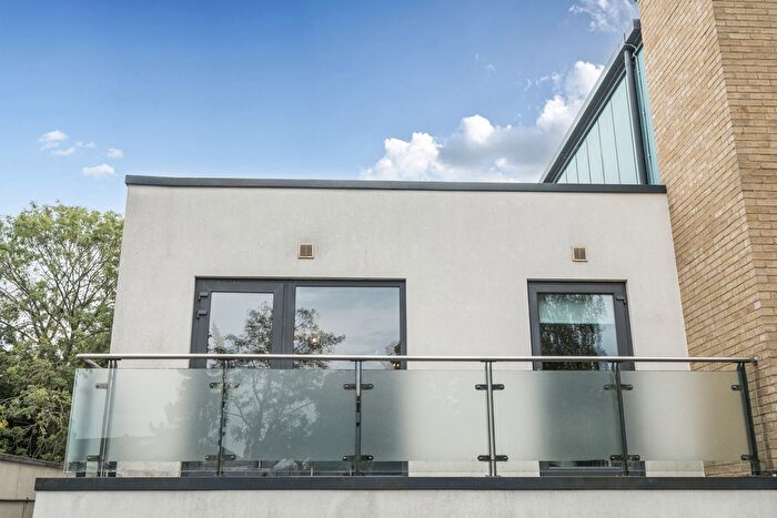 1 Bedroom Flat For Sale In Homesdale Road, Bromley, BR2