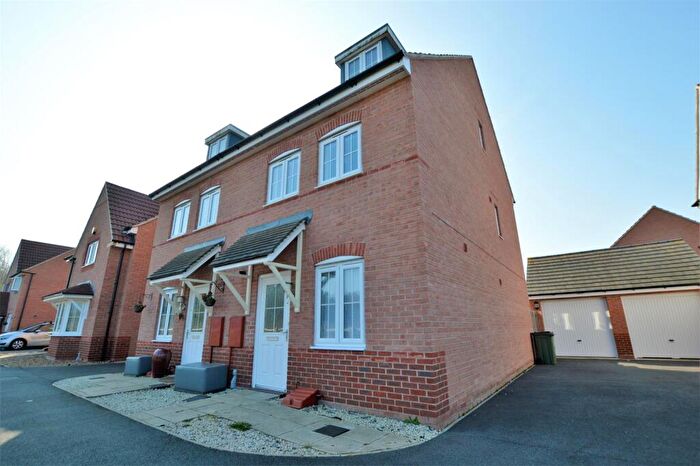 4 Bedroom Semi Detached House To Rent In Windlass Drive, Wigston, Leicestershire, LE18