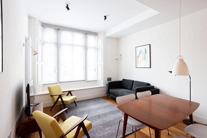 1 Bedroom Flat To Rent In Blandford Street, London, W1U
