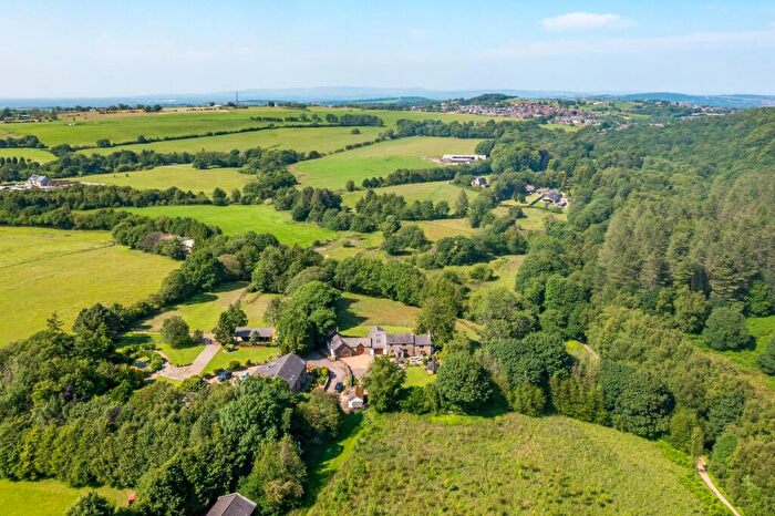 5 Bedroom Detached House For Sale In Trigg Lane, Heapey, PR6