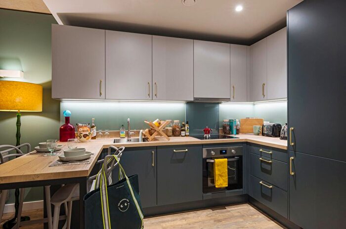 1 Bedroom Flat To Rent In Repton Gardens, Wembley Park, HA9