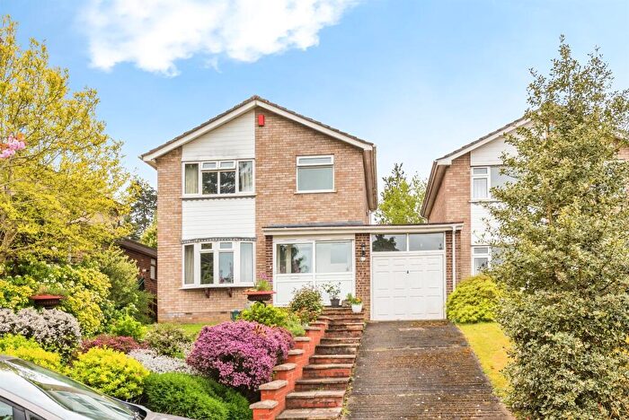 3 Bedroom Detached House For Sale In Eleanor Close, Oxford, OX4