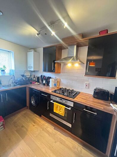 2 Bedroom Flat To Rent In Avon Close, Bournemouth, BH8