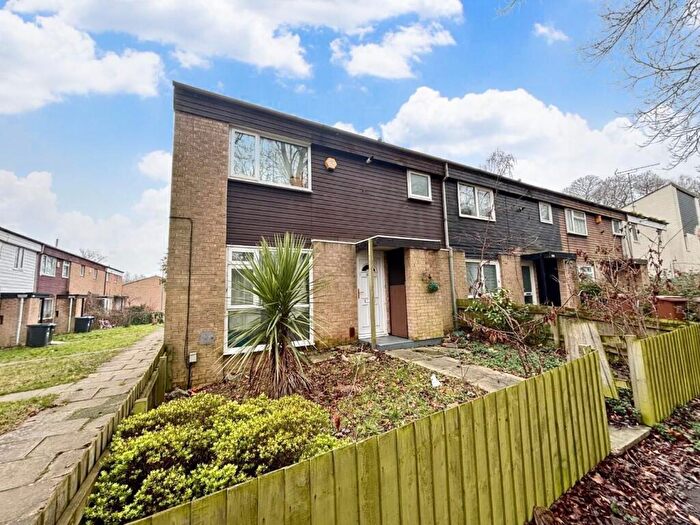 3 Bedroom End Of Terrace House For Sale In Shadowfax Drive, Overstone Lodge, Northampton, NN3