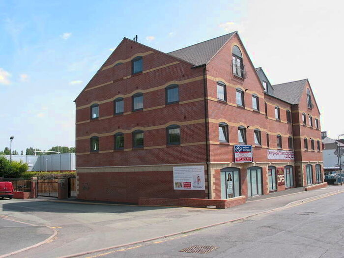 1 Bedroom Flat To Rent In Millbank Court, Mill Street, , DY11