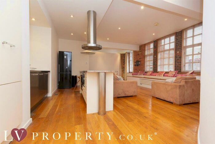 2 Bedroom Apartment To Rent In Ludgate Lofts, St Pauls Square, B3
