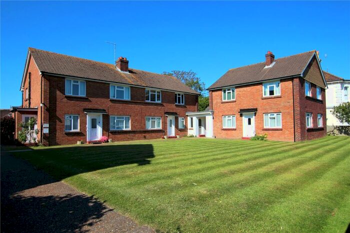 2 Bedroom Apartment To Rent In Dolphin Court, Canterbury Road, Worthing, West Sussex, BN13