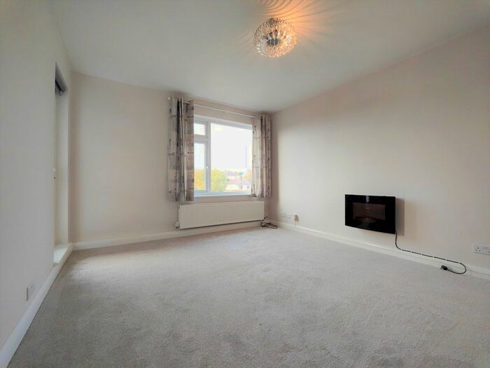 1 Bedroom Flat To Rent In Levens Drive, Heysham, LA3