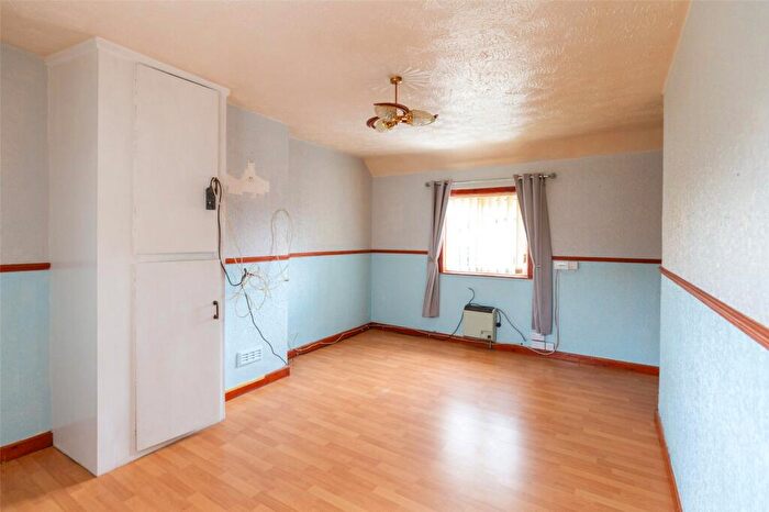 3 Bedroom Terraced House For Sale In Wilton Close, Bristol, BS10