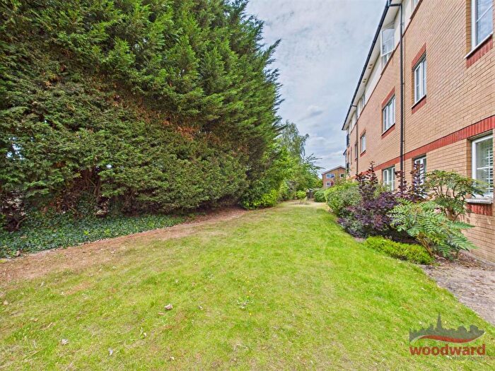 2 Bedroom Flat For Sale In Collapit Close, Harrow, HA1