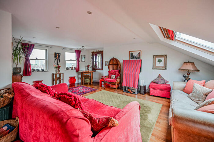 4 Bedroom Maisonette For Sale In , Alexandra Park, London, N22