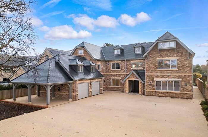 5 Bedroom Detached House For Sale In Tiddington Road, Stratford-Upon-Avon, CV37