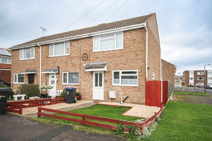3 Bedroom Terraced House To Rent In Longfellow Crescent, Royal Wootton Bassett, SN4
