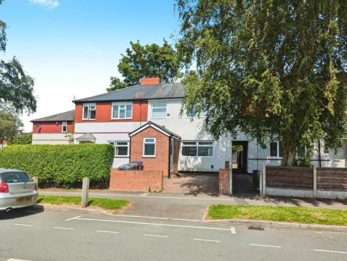 3 Bedroom End Of Terrace House To Rent In Whitchurch Road, Manchester, Greater Manchester, M20