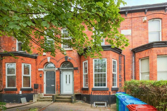 10 Bedroom Terraced House To Rent In Victoria Road, Fallowfield, Manchester, Greater Manchester, M14