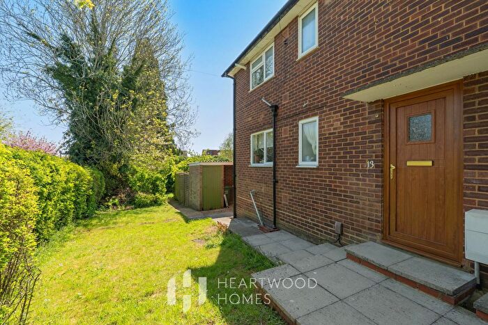 1 Bedroom Maisonette For Sale In Therfield Road, St. Albans, AL3
