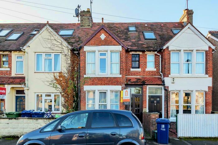 5 Bedroom Terraced House To Rent In Cricket Road, East Oxford, Student Bedroom, OX4