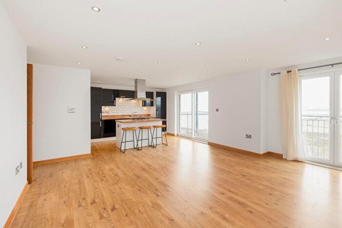 2 Bedroom Flat To Rent In Hesperus Broadway, Granton, Edinburgh, EH5