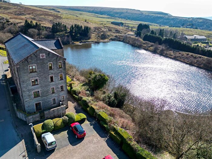 2 Bedroom Flat For Sale In Lodge Mill Lane, Ramsbottom, Bury, BL0