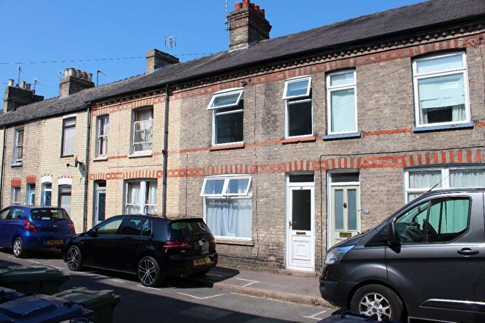 2 Bedroom Terraced House To Rent In Thoday Street, Cambridge, CB1