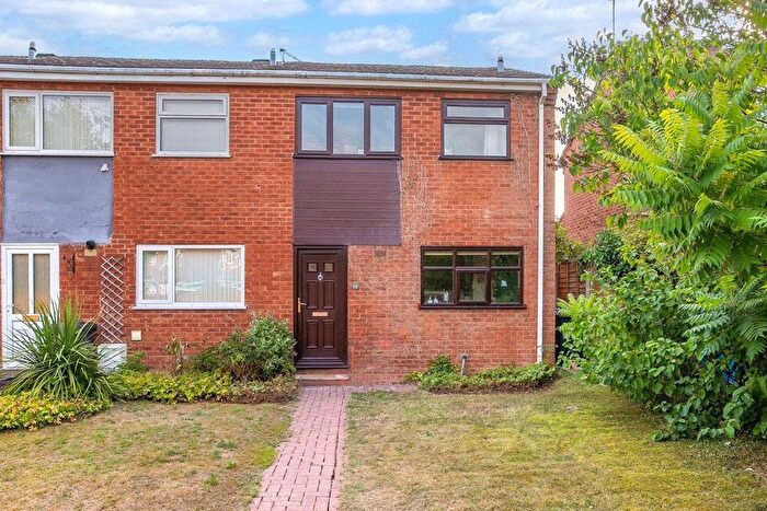 2 Bedroom End Of Terrace House For Sale In Scampton Close, Perton, Wolverhampton, Staffordshire, WV6