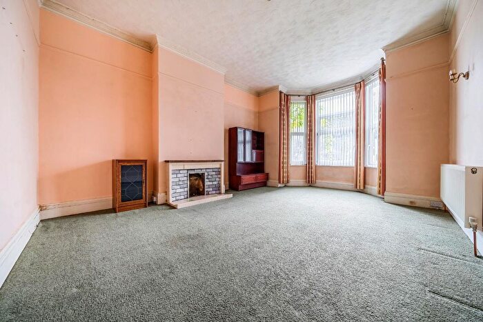 7 Bedroom Semi-Detached House For Sale In St. Helens Parade, Southsea, PO4
