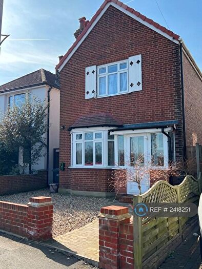 3 Bedroom Detached House To Rent In King Charles Road, Surbiton, KT5