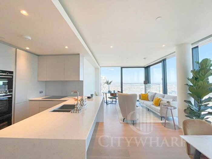 2 Bedroom Apartment To Rent In Hampton Tower, Marsh Wall, London, E14