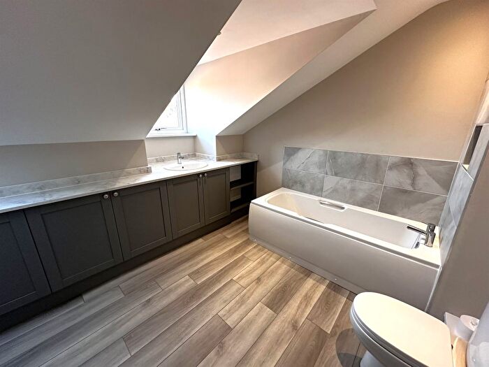 3 Bedroom Town House For Sale In Woodstock Street, Lincoln, LN1