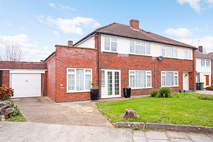 3 Bedroom Semi-Detached House To Rent In Grenville Close, Surbiton, Surrey, KT5