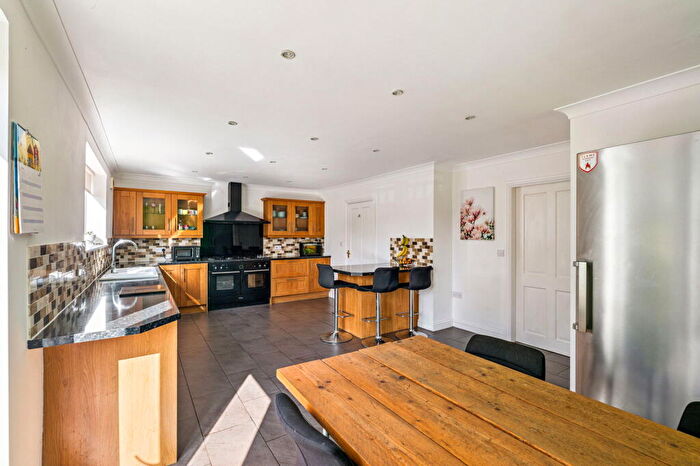 4 Bedroom Detached House For Sale In Fiskerton Road, Reepham, Lincoln, LN3