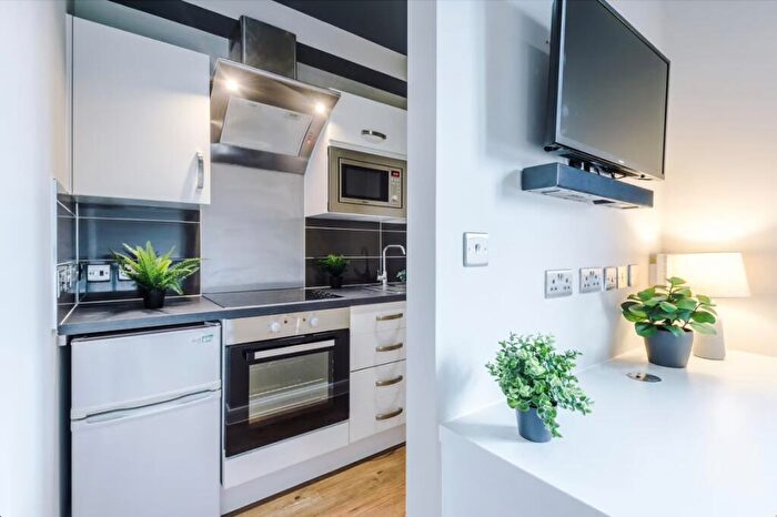 1 Bedroom Flat To Rent In Upper New Walk, Leicester, LE1