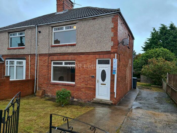 3 Bedroom Semi-Detached House To Rent In Byron Road, Chilton, DL17